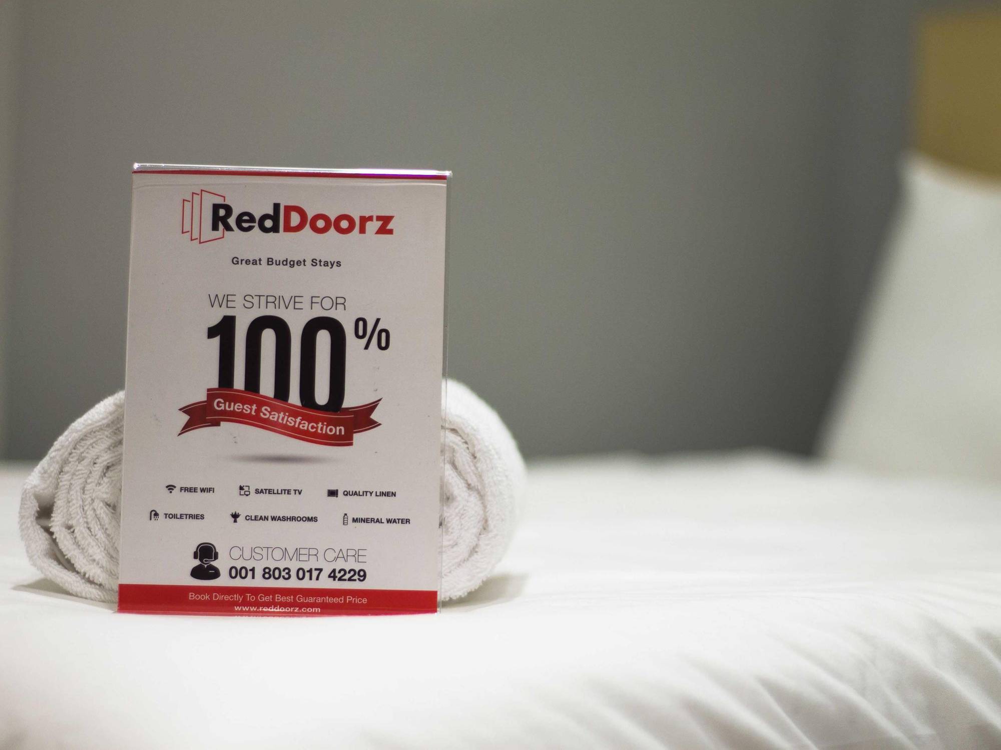 Reddoorz @ Gegerkalong Girang Hotel Bandung Bagian luar foto